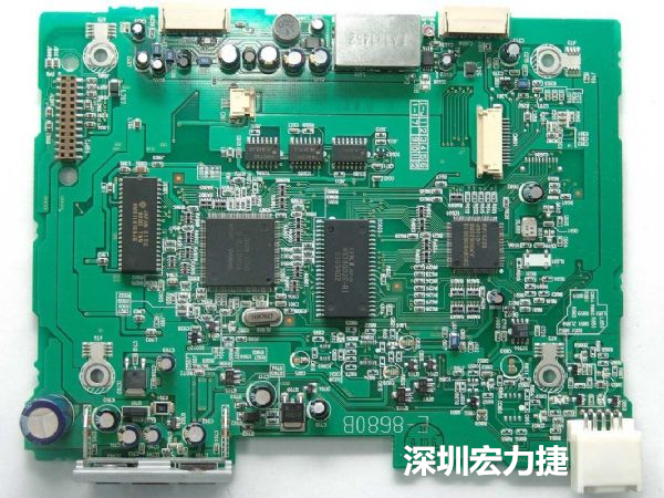 大面積PCB若電子元器件數(shù)量多、重量較重，板材強(qiáng)度不夠時容易產(chǎn)生PCB中央部凹陷問題。