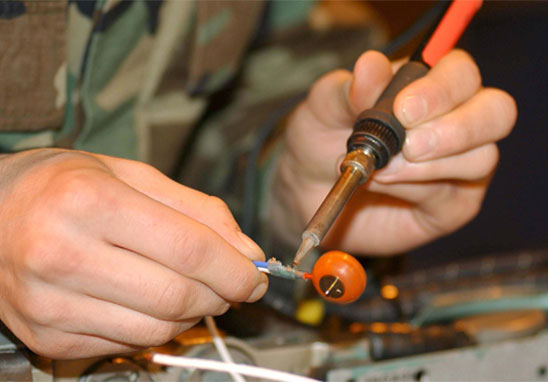 PCBA加工中遇到焊接不良元器件應(yīng)該怎么辦？